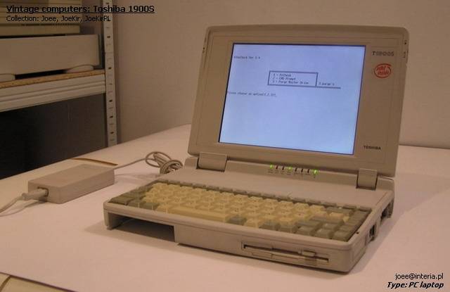 Toshiba T1900S - 03.jpg
